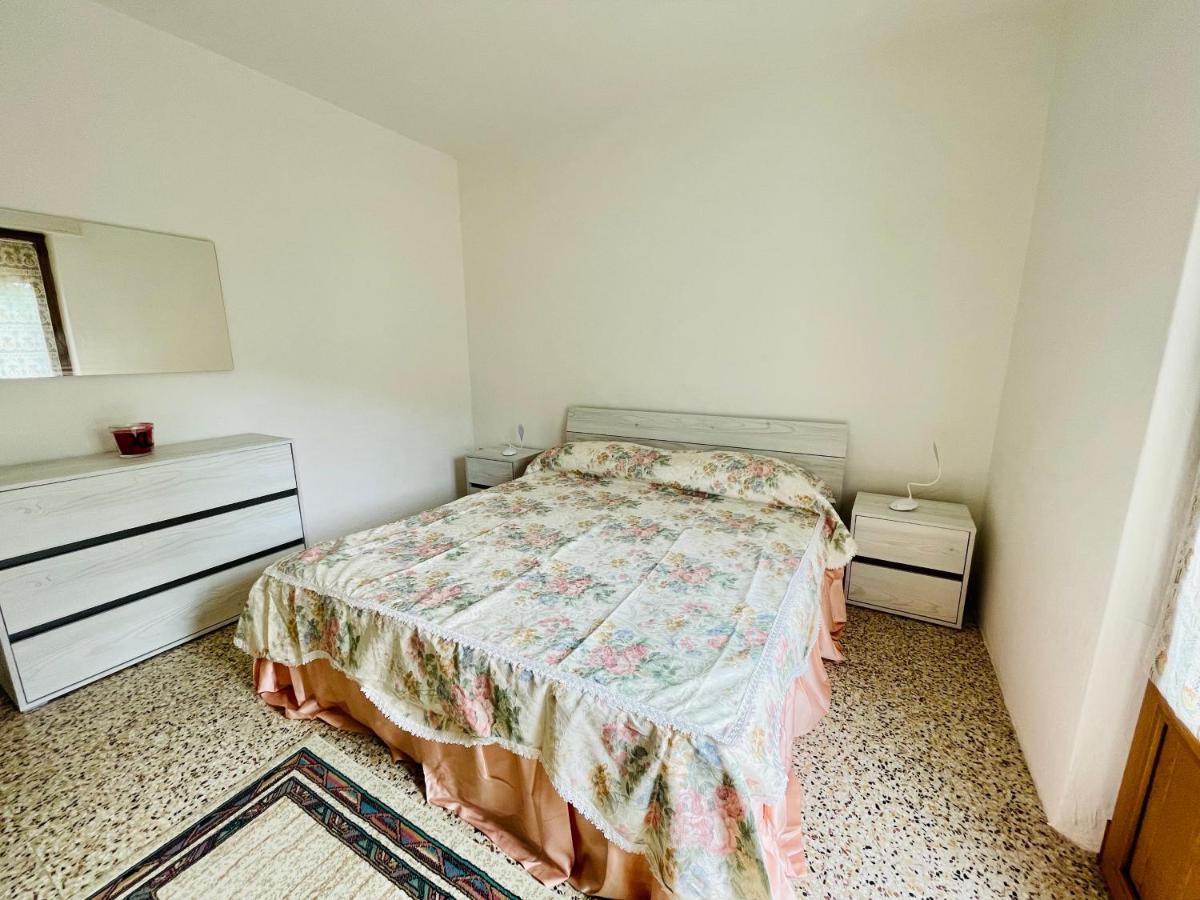 דירות קנוביו Casa Degli Agrumi מראה חיצוני תמונה